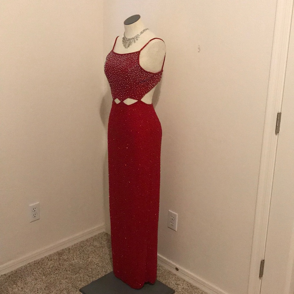 Scarlet Red Scala Style Evening Gown Or Prom Dress - image 5